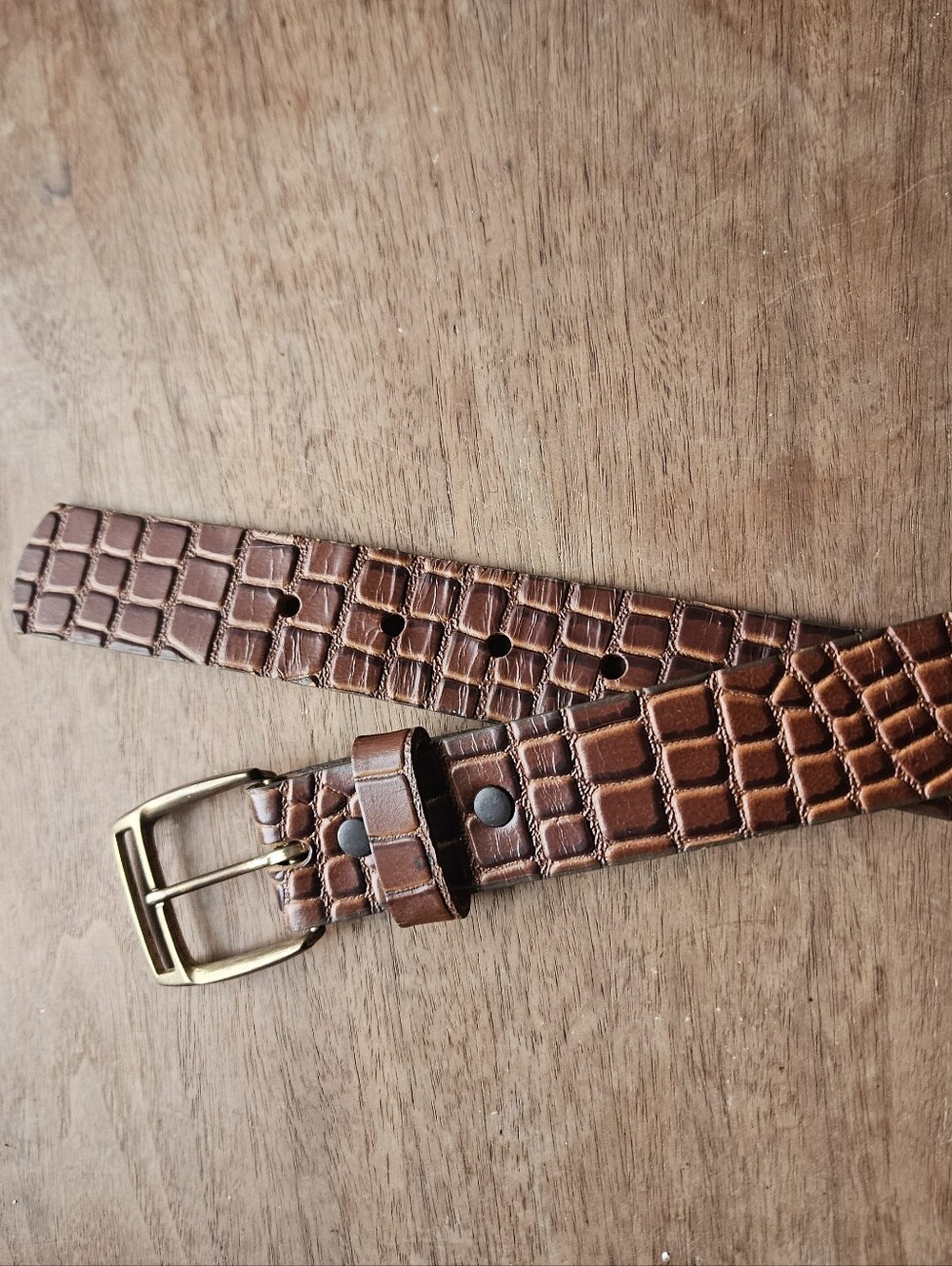 Women's Brown Croc-Embossed Leather Belt Sz. 38 - Picture 6 of 6